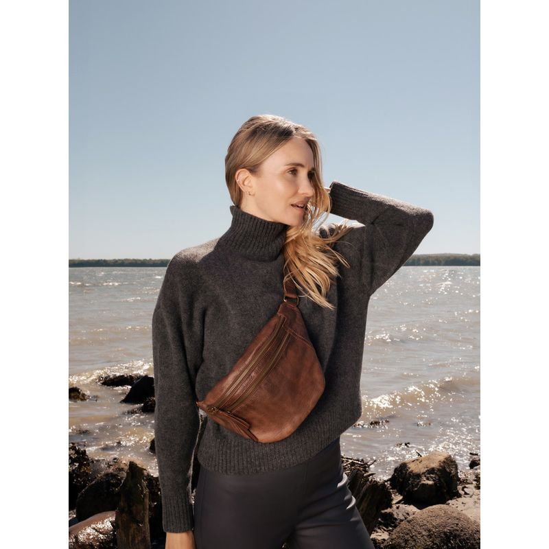 RE:Designed By Dixie Faust Urban bumbag i Woodsmoke