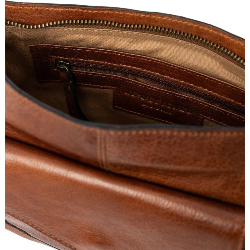 RE:Designed Luzia Small Crossverveske i Walnut