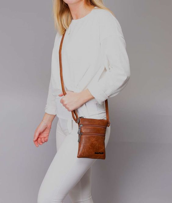 Hovedbilde Giulia Pieralli Classic Phonebag Cognac