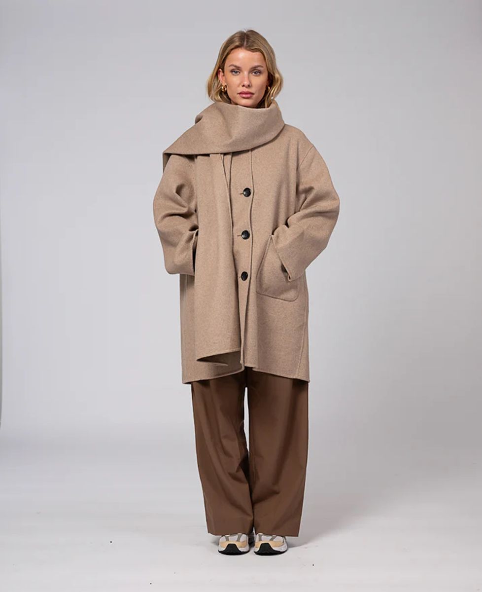 Clermonte Sandy Coat i Sand