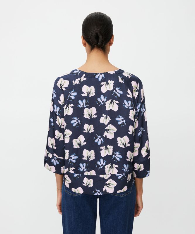 MASAI MaBenika Topp i Navy Blazer