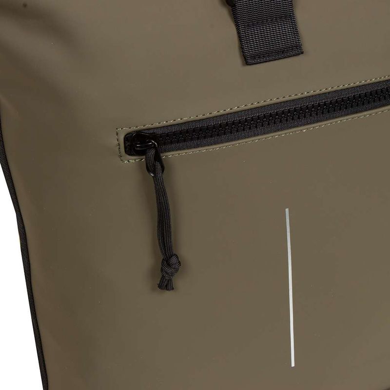 New Rebels Mart  New York Rolltop Backpack 21L Olive
