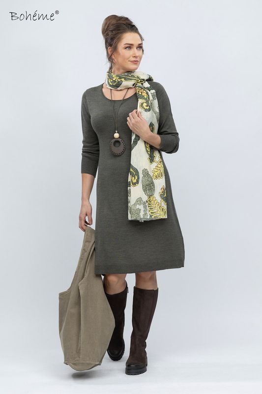 Boheme Kjole M/Rund Hals i 100% Merino Olive