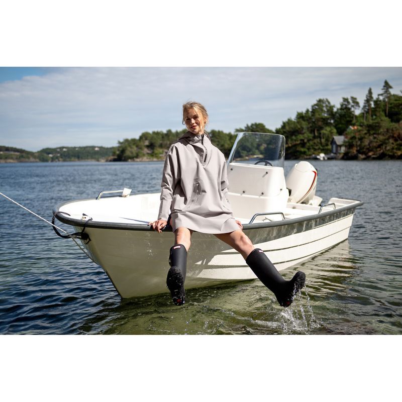 Close To My Heart Rain Poncho i Sand